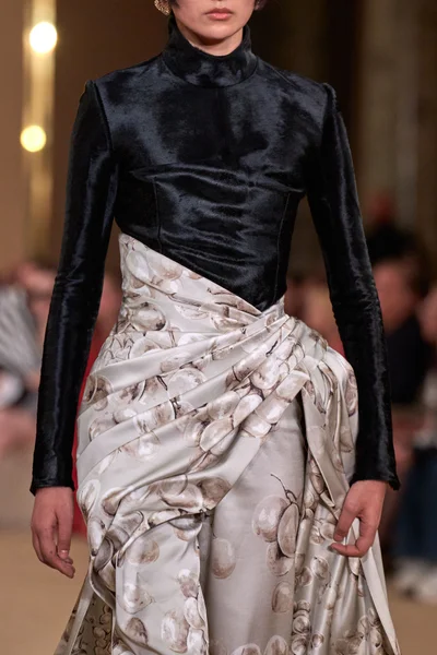 Look 94